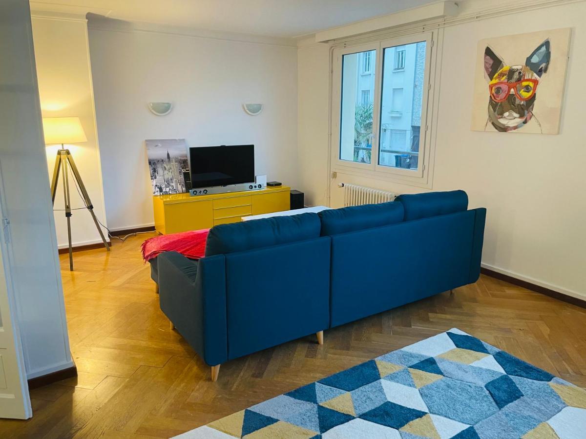 Charmant Appartement De Coeur De Ville - 2 Chambres Lits Queen Size - Netflix - Wifi แชร์บูร์ก อ็อง กงต็องแต็ง ภายนอก รูปภาพ